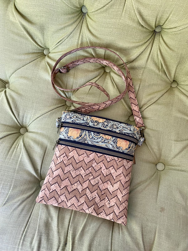 Zippy purse